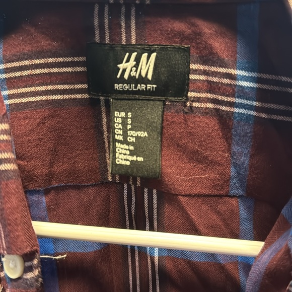 H&M button up - Picture 2 of 4